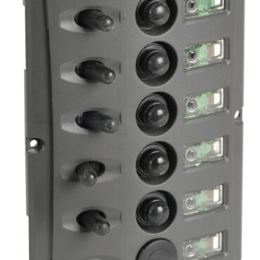 Carcassa in policarbonato grigio scuro. LED permanente verde che illumina le etichette con le funzioni. LED rosso che si attiva su "ON". Viti di fissaggio invisibili. Primo interruttore ON-OFF-ON con 2 circuiti separati e on-off con ritorno per i modelli 14.850.05/06.