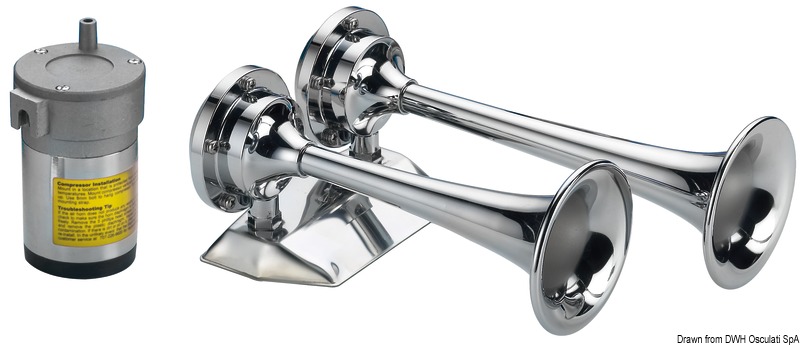 In ottone cromato, complete del compressore e di tutti gli accessori per il montaggio.Approvate RINA in accordo al regolamento Colreg72, ed approvate NMMA in accordo allo standard ABYC A-23.