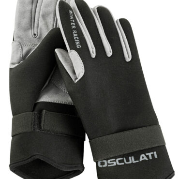 Molto adatti anche all’uso invernale, fabbricati in tessuto elasticizzato di neoprene da 3 mm, con palmo rinforzato in pelle sintetica “Amara”.