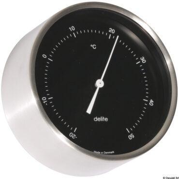 Carcassa realizzata in acciaio inox satinato.Sistema di fissaggio a parete incluso.