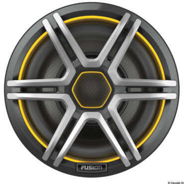 Un design accattivante unito ad una potenza di bassi unica.