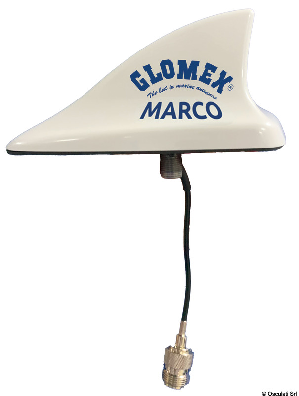 Antenna VHF marina a corto raggio e a forma di pinna, con un basso profilo adatto alle moderne imbarcazioni a motore di medie dimensioni e ai RIBS.L’involucro è realizzato in policarbonato/ASA per resistere a lungo nel difficile ambiente marino.• Per comunicazioni fino a 12 NM di distanza.• Corpo impermeabile con doppia guarnizione in gomma integrata nella base.• Dimensioni compatte 140x70x61 mm (5,5x2,7x2,4”).• Garanzia a vita GLOMEX.• Cavo coassiale da 8mt/26 ft e connettori in dotazione.