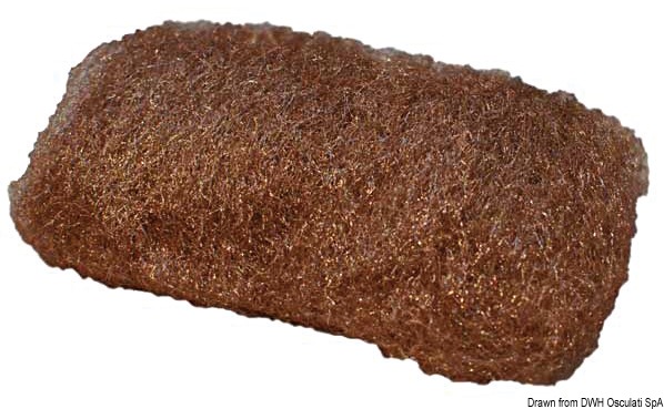 A base di sottile lana di bronzo. Rimuove macchie di ruggine ed ossidazione dall'acciaio inox, ottone e metalli senza lasciare abrasioni. Adatta anche per pannelli solari e per togliere tracce di calcare da vetri e ceramica.