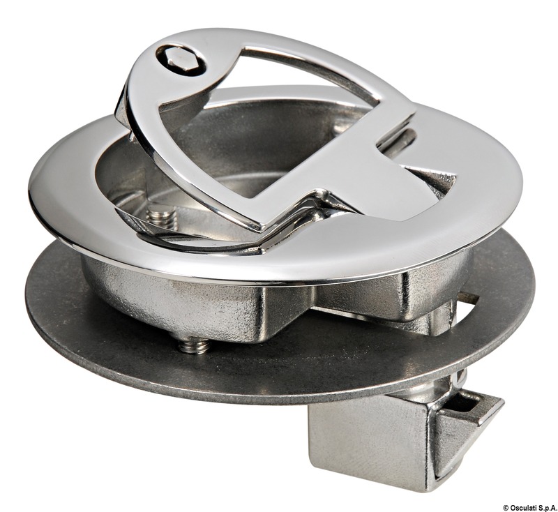 Chiusura a scatto con maniglia rientrante a molla. Tutto acciaio inox AISI 316 lucidato a specchio.