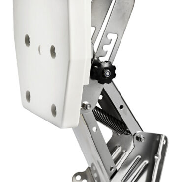In acciaio inox lucidati a specchio.Funzionamento a ribalta con possibilità di regolazione intermedia, tramite una comoda maniglia.Questi supporti sono equipaggiati con le nuove tavolette in plastica ad alta resistenza.Vantaggi: inalterabile nel tempo; resistenza meccanica 1,5 volte le equivalenti in legno; look accurato.