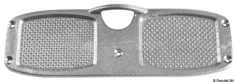 In alluminio con anello di sicurezza salvamotore.