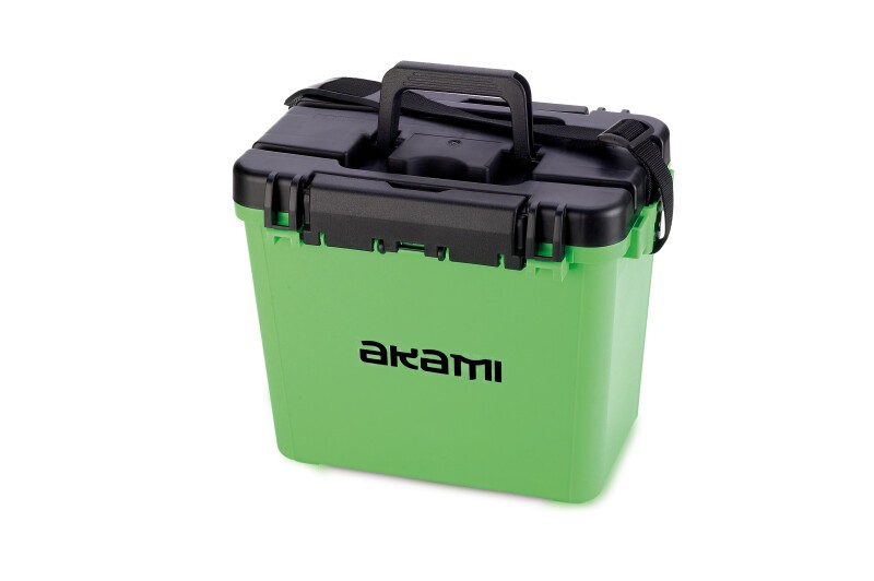 Akami MTB-20, valigetta pesca antiurto con vaschetta laterale smontabile. Munito di scatola removibile interna con scompari a chiusura e ampio vano porta accessori. Struttura in PVC rigido. Indicato per qualsiasi tecnica di pesca.

Ampio vano porta accessori
1 scatola rimovibile con scomparti richiudibili
Vaschetta laterale porta esca
Tracolla regolabile