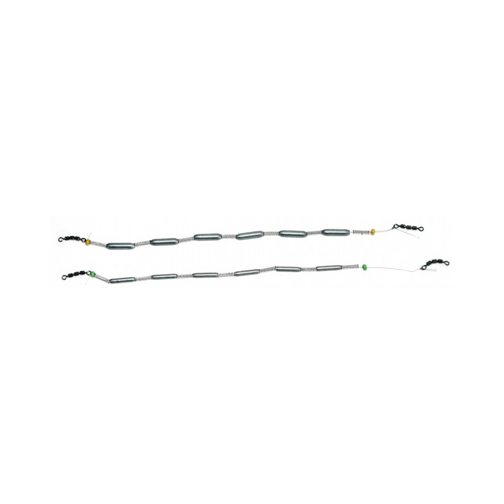 La catenella di piombo con molle e perline è uno strumento di pesca versatile e utile per la cattura della trota e di altre specie di pesci. Grazie alle molle e alle perline, la catenella può essere utilizzata anche in acque agitate o correnti, con la possibilità di utilizzare le perline come indicatori di abboccata. Questo attrezzo è facile da utilizzare e può essere ancorato al fondo per mantenere l'amo in posizione. Adatto sia ai pescatori alle prime armi che a quelli più esperti, la catenella di piombo con molle e perline è un'ottima scelta per gli appassionati di pesca sportiva in cerca di uno strumento efficace e versatile.