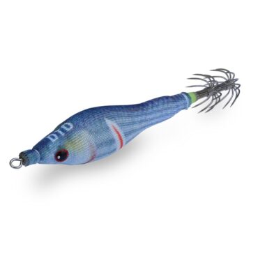 Presentato all' EFTTEX 2019. a Bruxelles, questo prodotto imita pesci mediterranei ed è disponibile in 5 colori. Il silicone è blu luminescente.

Pesci naturali mediterranei
Colori naturali
Effetto pelle
Silicone luminescente blu
Corpo extra morbido
Ottimo bilanciamento
Rivestimento resistente
Robuste corone inox