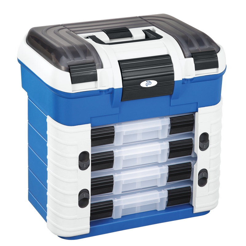 Valigetta 502 in plastica da pesca con misure interne 420 x 303 x 400 mm / 16.53 x 11.92 x 15.75 inch. Colore del fondo blu, accessori grigi e serrature nere. Questa valigetta da pesca è dotata di un coperchio con 3 scompartimenti e divisorie mobili per organizzare la propria attrezzatura da pesca. Materiale: polipropilene. Impreziosita dal sistema di blocco con doppio gancio per una chiusura pratica e sicura, include 1 scatola porta artificiali (art.190 spin) e 4 scatole con divisiorie mobili (art.194).
