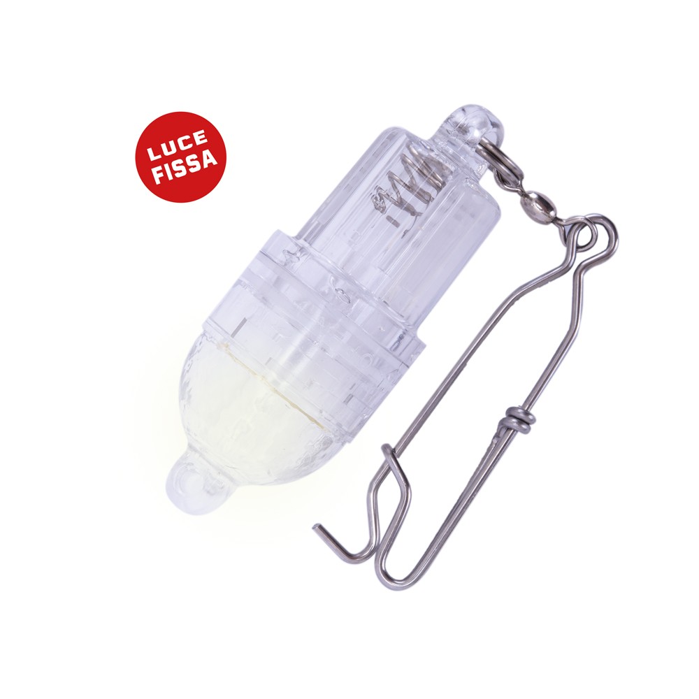 Sugoi Deep Led Light, lampada da pesca a led ad alta visibilità, munita di moschettone in acciiaio inox. Led di segnalazione completamente sommergibile fino ad una profondità di 700 mt per una durata di 300 ore. Lampada elettrica estremamente resistente, ideale per tutte le tecniche di pesca. Funziona con due batterie stilo AA non incluse.