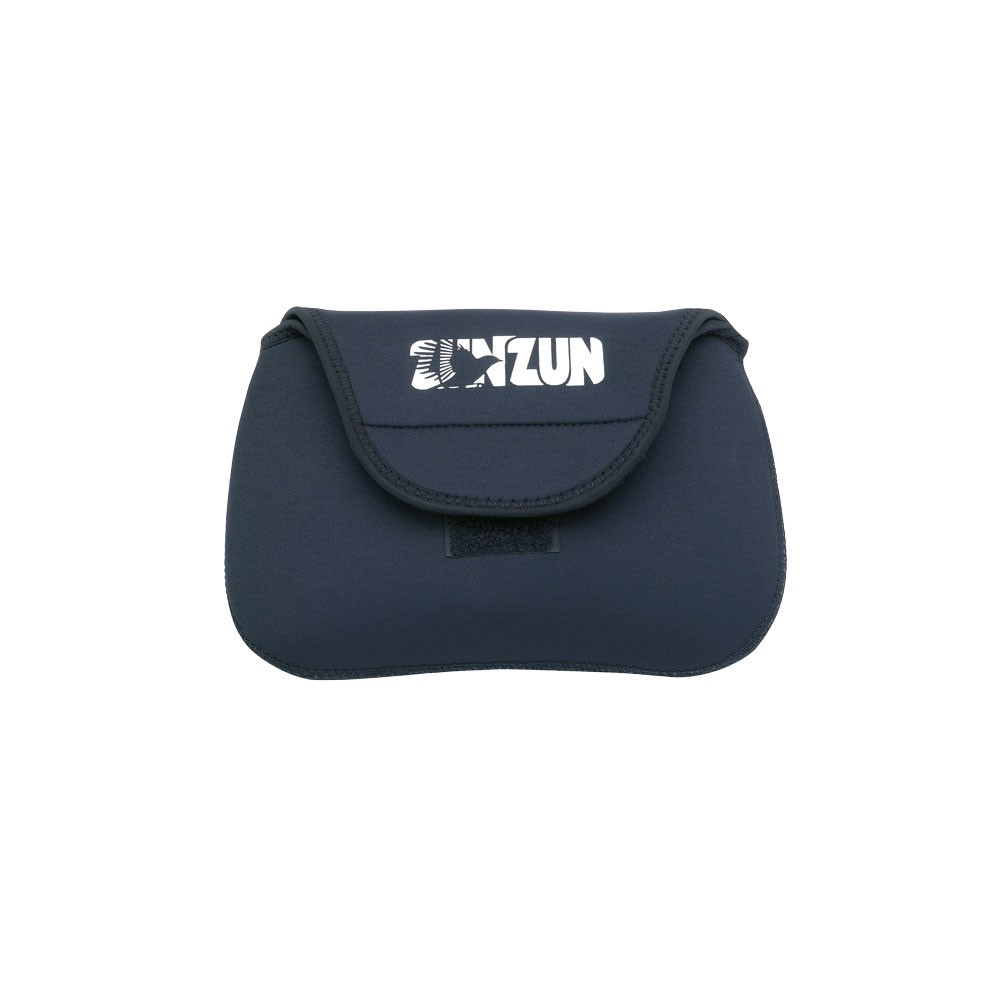 Borsa rigida progettata per il trasporto di mulinelli. Struttura in nylon con zip rinforzata.